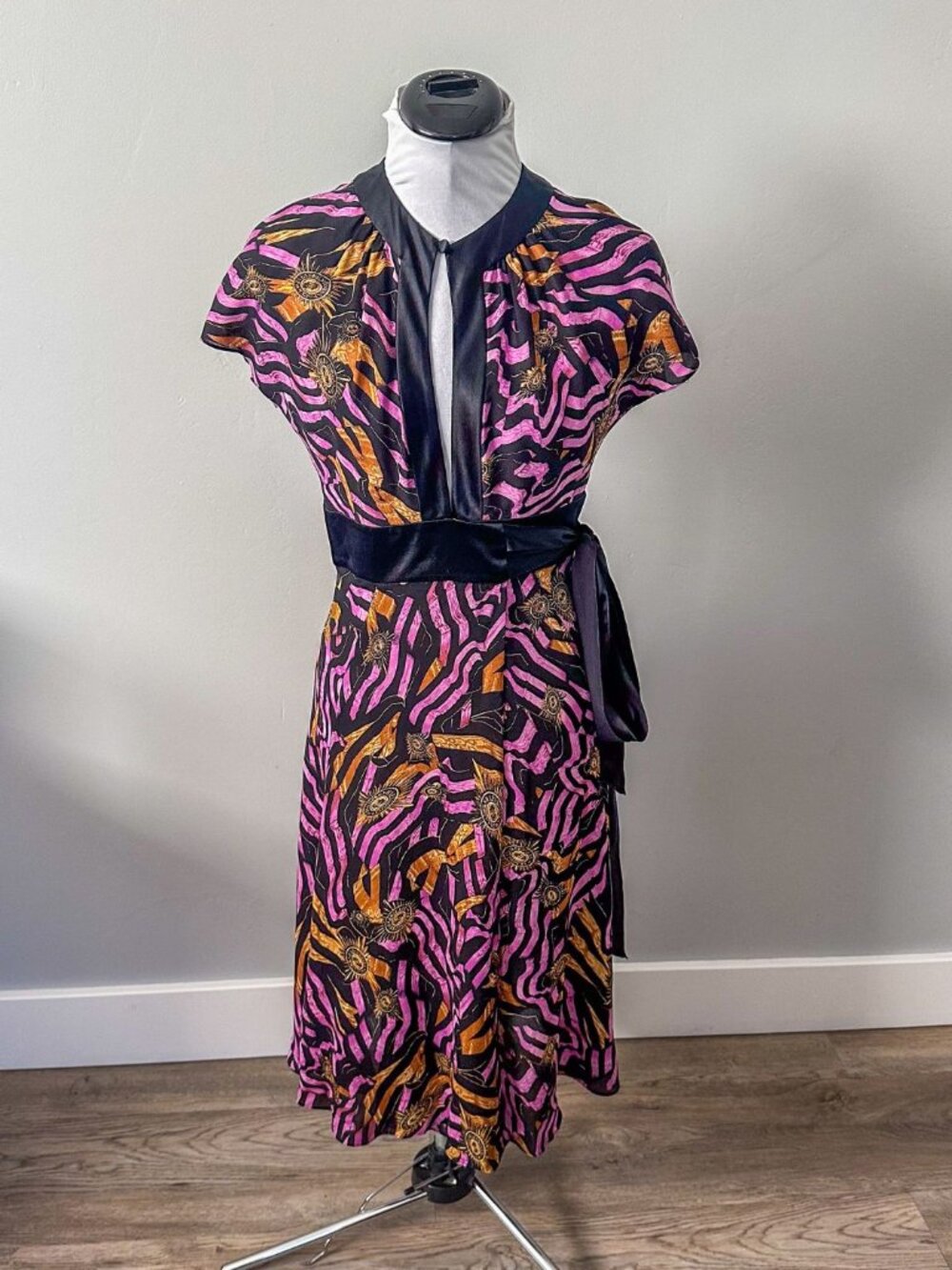 Diane von Furstenberg Svetlana Silk Wrap Dress